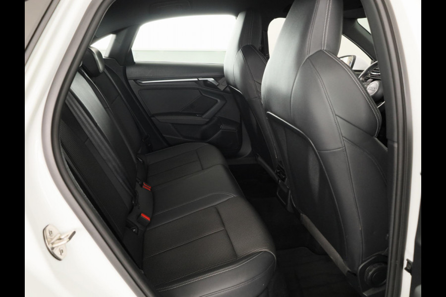 Audi A3 Limousine 30 TFSI S edition 110 pk S-tronic | Verlengde garantie | Navigatie | Parkeersensoren achter | S-Line |