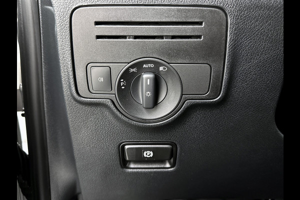 Mercedes-Benz eVito Extra Lang 66 kWh DC 5 persoons 266km WLTP Schuifdeur L+R Camera Navigatie Camera Dubbele cabine