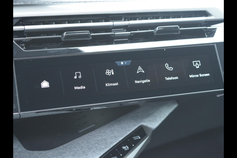 Peugeot E-3008 GT Long Range 230 97 kWh Warmtepomp l 360 vision & Drive Assist Pack l Panoramisch schuifdak Pack
