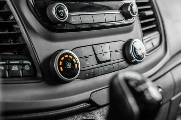 Ford Transit Custom 300 2.0 TDCI L2H1 | Raptor Edition | L+R Schuifdeur | CarPlay | Camera | Trekhaak | Stoelverwarming | PDC V+A | Lane Assist | Nieuwe APK