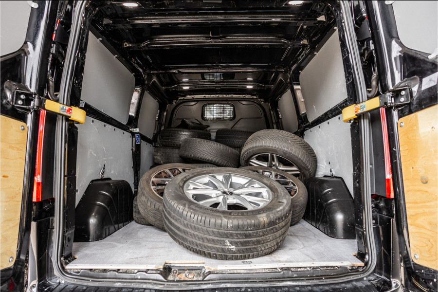 Ford Transit Custom 300 2.0 TDCI L2H1 | Raptor Edition | L+R Schuifdeur | CarPlay | Camera | Trekhaak | Stoelverwarming | PDC V+A | Lane Assist | Nieuwe APK