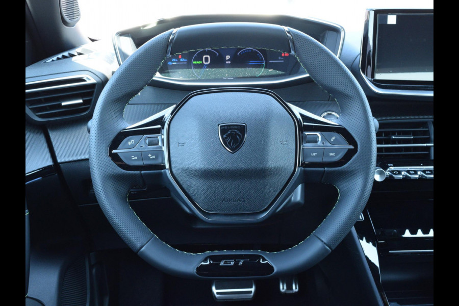 Peugeot e-2008 EV GT Avantage 54 kWh Warmtepomp l Alcantara interieur l 360 camera l Navigatie l adaptive cruise control