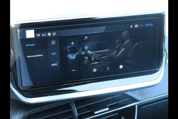 Peugeot e-2008 EV GT Avantage 54 kWh Warmtepomp l Alcantara interieur l 360 camera l Navigatie l adaptive cruise control