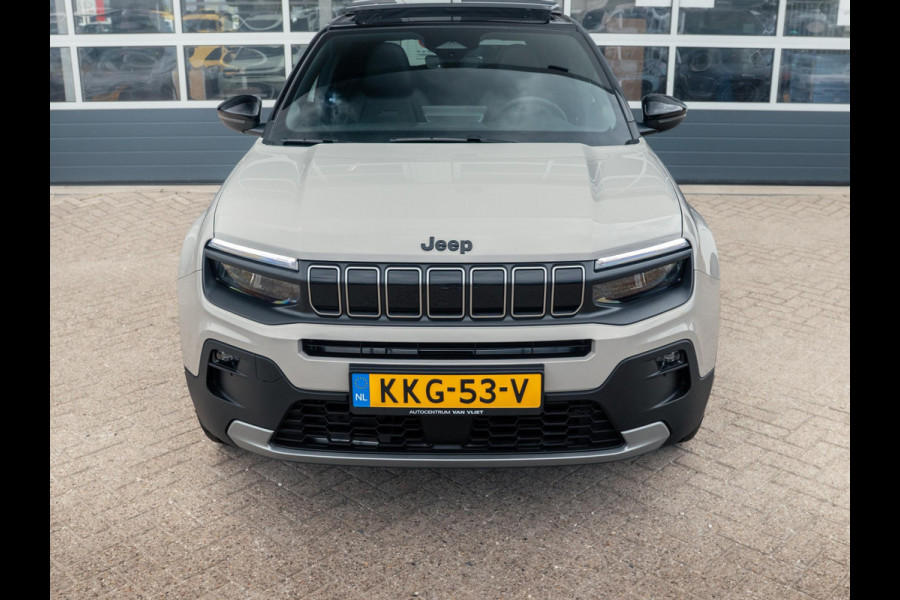 Jeep Avenger Black Edition 54 kWh | Winter Pack | Infotainment&Convenience Pack | Schuif/Kanteldak | Bicolore