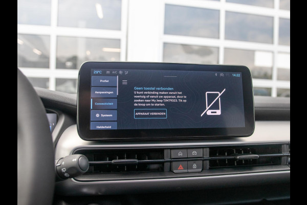 Jeep Avenger Black Edition 54 kWh | Winter Pack | Infotainment&Convenience Pack | Schuif/Kanteldak | Bicolore