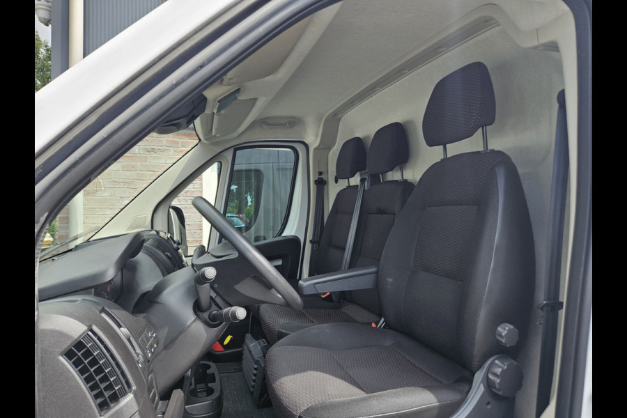 Opel Movano 2.2D 165 Zwaar L4H2 3.5t Mooie/Nette Bus! 165PK! Airco! Cruise Control! 3-Zitplaatsen!