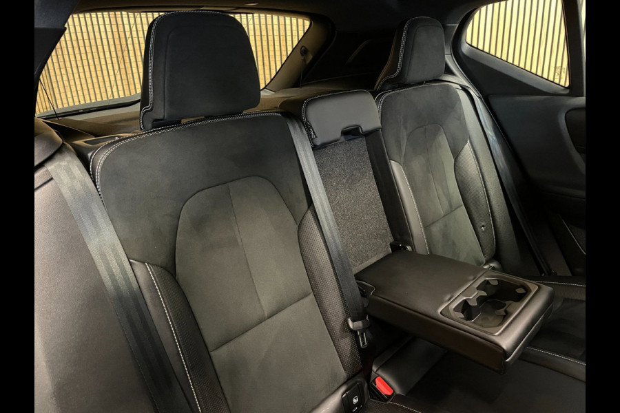 Volvo XC40 Recharge P8 AWD R-Design|90%SOH|ACC|PANO|360+V+A-CAMERA|CARPLAY|ANDROID|STOEL+STUURVERW|ELEK.KLEP|NL|NAP|INCL.BTW|1 EIG
