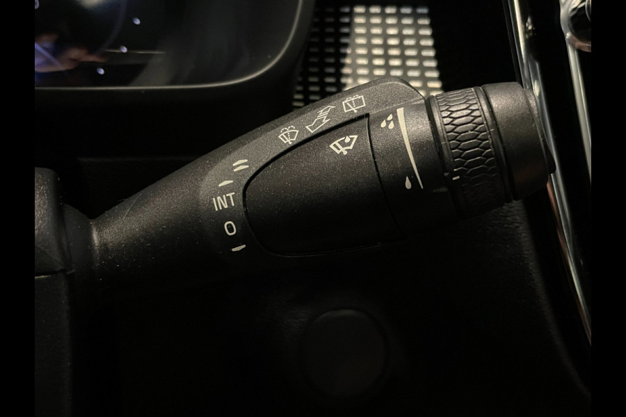 Volvo XC40 Recharge P8 AWD R-Design|90%SOH|ACC|PANO|360+V+A-CAMERA|CARPLAY|ANDROID|STOEL+STUURVERW|ELEK.KLEP|NL|NAP|INCL.BTW|1 EIG