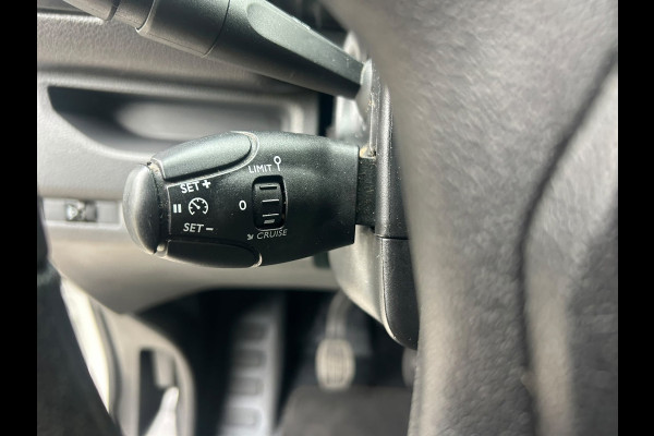 Toyota ProAce Worker 2.0 D-4D long kast inrichting