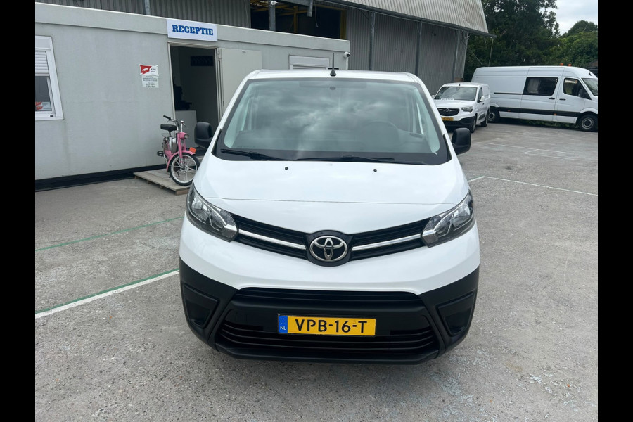 Toyota ProAce Worker 2.0 D-4D long kast inrichting