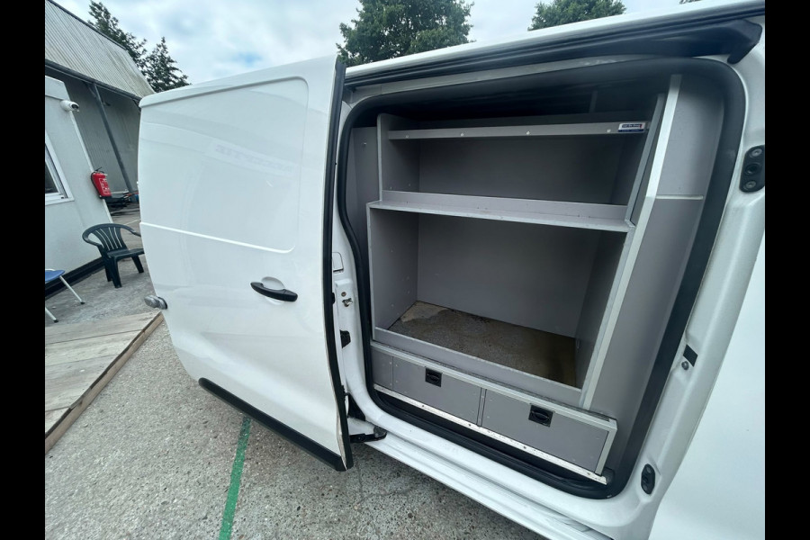 Toyota ProAce Worker 2.0 D-4D long kast inrichting