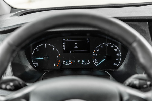 Ford Transit Custom 320 2.0 TDCI L2H1 Limited DC | Blind Spot | Navigatie | Camera | CarPlay | Trekhaak | Stoelverwarming | 5-Zitter | Euro 6