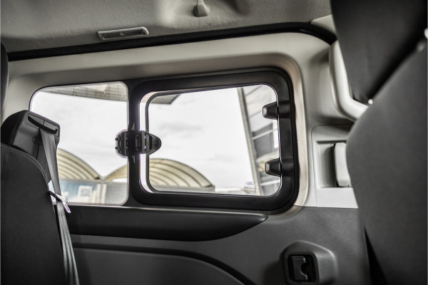 Ford Transit Custom 320 2.0 TDCI L2H1 Limited DC | Blind Spot | Navigatie | Camera | CarPlay | Trekhaak | Stoelverwarming | 5-Zitter | Euro 6