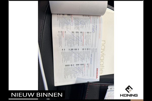 Honda HR-V 1.5 i-VTEC Executive. Automaat. Pano. Camera. Nav. Trekhaak. Van eerste eigenaar met NAP.