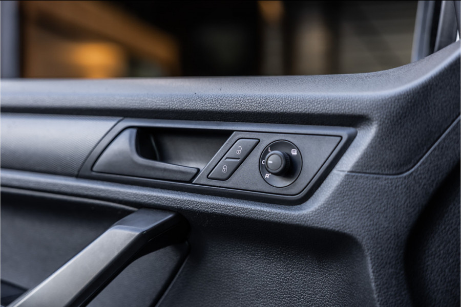 Volkswagen Caddy 2.0 TDI 185 PK | R-Line | CarPlay | Trekhaak | Schroefset | Airco | Orig. NL Auto | Nieuwe APK