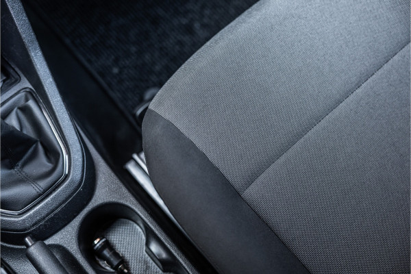 Volkswagen Caddy 2.0 TDI 185 PK | R-Line | CarPlay | Trekhaak | Schroefset | Airco | Orig. NL Auto | Nieuwe APK