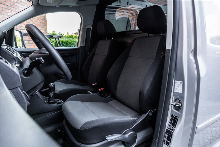 Volkswagen Caddy 2.0 TDI 185 PK | R-Line | CarPlay | Trekhaak | Schroefset | Airco | Orig. NL Auto | Nieuwe APK