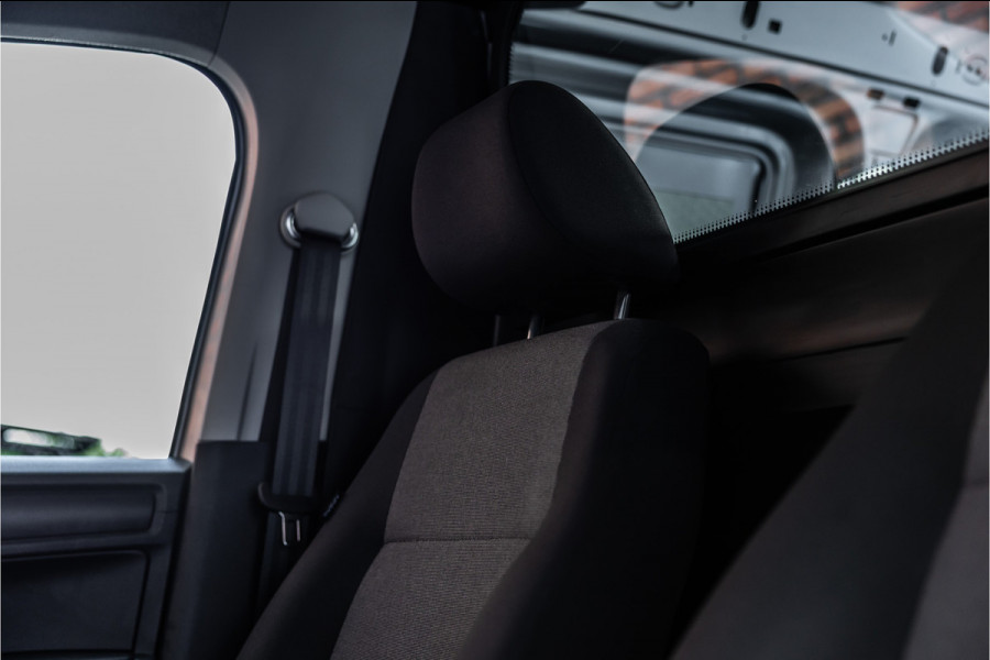 Volkswagen Caddy 2.0 TDI 185 PK | R-Line | CarPlay | Trekhaak | Schroefset | Airco | Orig. NL Auto | Nieuwe APK