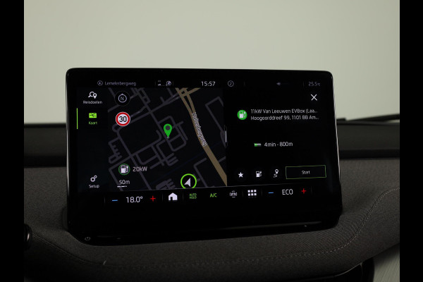 Škoda ENYAQ iV 60 180pk | 91,90% | Navigatie | Parkeercamera | Apple Carplay /-Android auto | Led koplampen | Parkeersensoren voor en achter