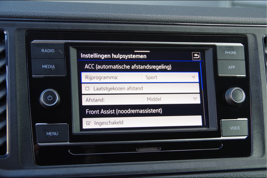 Volkswagen Crafter 35 2.0 TDI L3H3(L2H2) 3-ZITS, 177PK AUT. LED, ADAPT. CRUISE, STOELVERWARMING, STUURVERWARMING, VOORRUIT VERWARMING, STANDKACHEL,