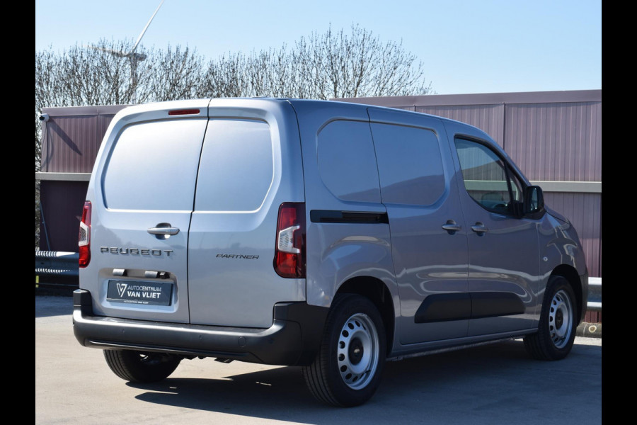 Peugeot e-Partner L1 50 kWh | 0% rente | camera | Apple Carplay/Android Auto  | laadruimtebetimmering | Comfort stoelen | rijklaarprijs