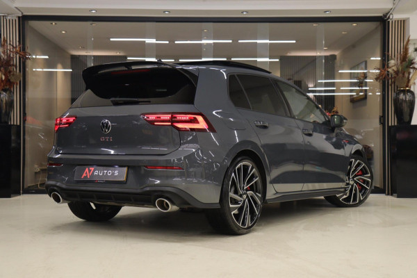 Volkswagen Golf 2.0 TSI GTI CLUBSPORT BLACKSTYLE/NURBURGRING/PANO/IQ-LIGHT/HUD/MEMORY/VOLL