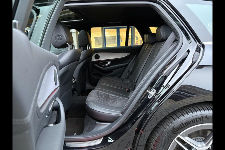 Mercedes-Benz E-Klasse Estate 300 e AMG Line PHEV | Wegklapbare Trekhaak | Pano | Stoelverwarming | Achteruitrijcamera | Adaptive Cruise Control Multibeam