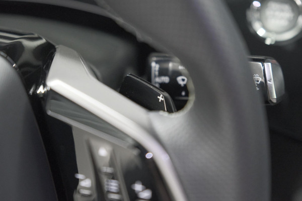 Peugeot 3008 1.2 Hybrid 145 GT | Camera | Adaptieve Cruise Control | Elektrische Kofferklep