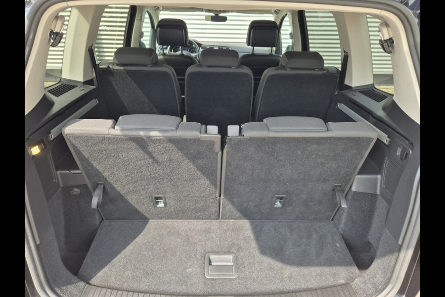 Volkswagen Touran 1.5 TSI Comfortline Business 7p Automaat,Nav/Carplay,Adap.Cruise,stoelverwarming,
