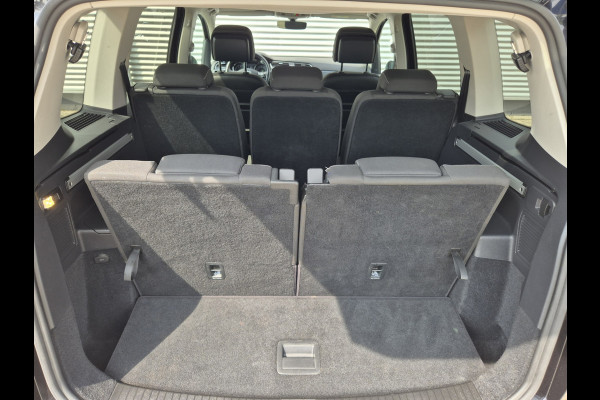 Volkswagen Touran 1.5 TSI Comfortline Business 7p Automaat,Nav/Carplay,Adap.Cruise,stoelverwarming,