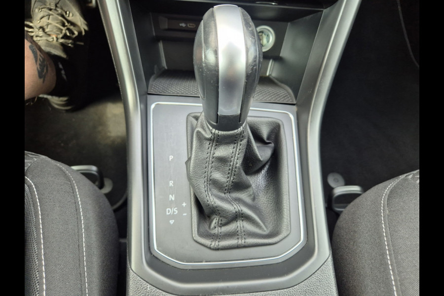 Volkswagen Touran 1.5 TSI Comfortline Business 7p Automaat,Nav/Carplay,Adap.Cruise,stoelverwarming,