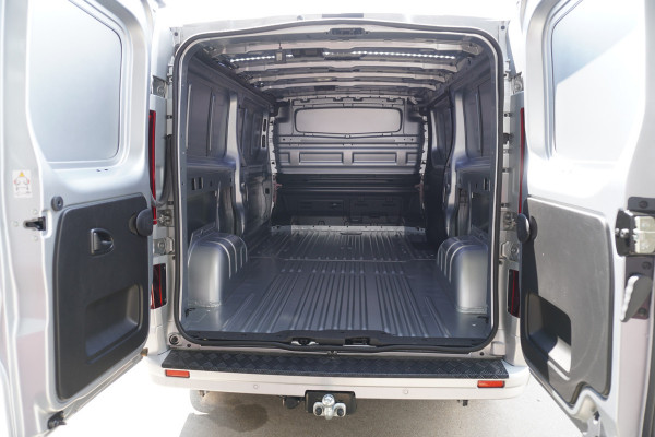 Renault Trafic 2.0 Blue dCi 150PK T30 L2H1 Extra Anniversary Automaat nr. V049 | Climate | Navi | Camera | Cruise | Glaslook | Trekhaak