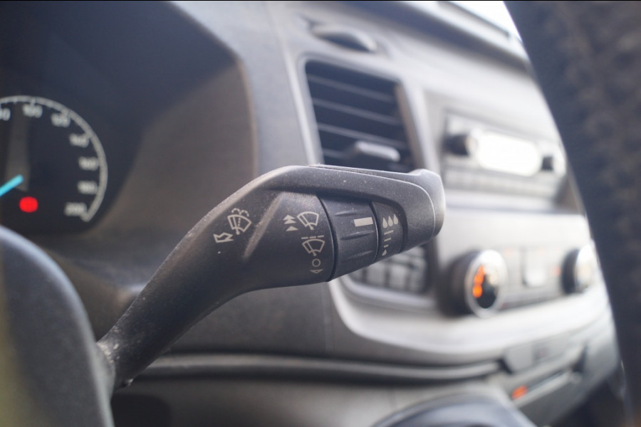 Ford Transit Custom 320 2.0 TDCI L2-H1 Trend -AIRCO-PDC-TREKHAAK-