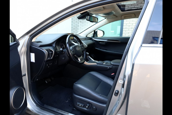 Lexus NX 300h AWD President Line | Panoramadak | Mark Levinson | Stoelventilatie