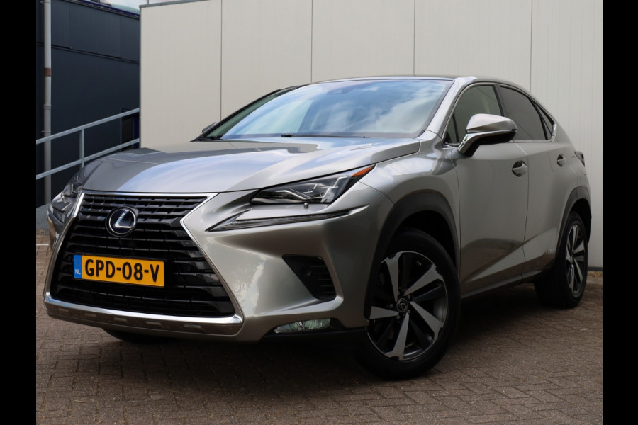 Lexus NX 300h AWD President Line | Panoramadak | Mark Levinson | Stoelventilatie