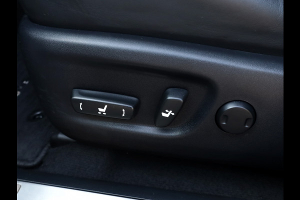 Lexus NX 300h AWD President Line | Panoramadak | Mark Levinson | Stoelventilatie