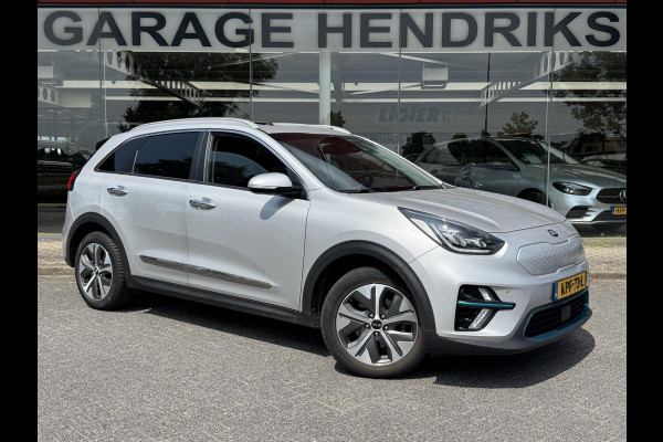 Kia e-Niro ExecutiveLine Sky 64 kWh | SOH: 93,9% | 3 Fase | Warmtepomp | Schuifdak | Adaptive CC | LED | Climate |
