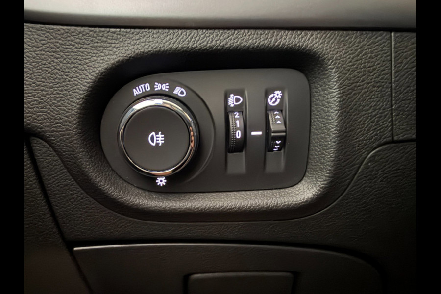 Opel Astra Sports Tourer 1.2 Business Edition AIRCO NAVI CRUISE APPLE CARPLAY STOELVERW STUURVERW VELGEN PDCN ZEER NETTE AUTO