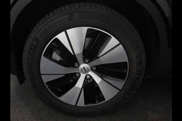 Volvo XC40 1.5 T5 Plug-in hybrid Plus Dark Camera Electrisch bedienbare kofferbak Adaptive Cruise Control Keyless Stoelverwarming Led dab Extra getint glas
