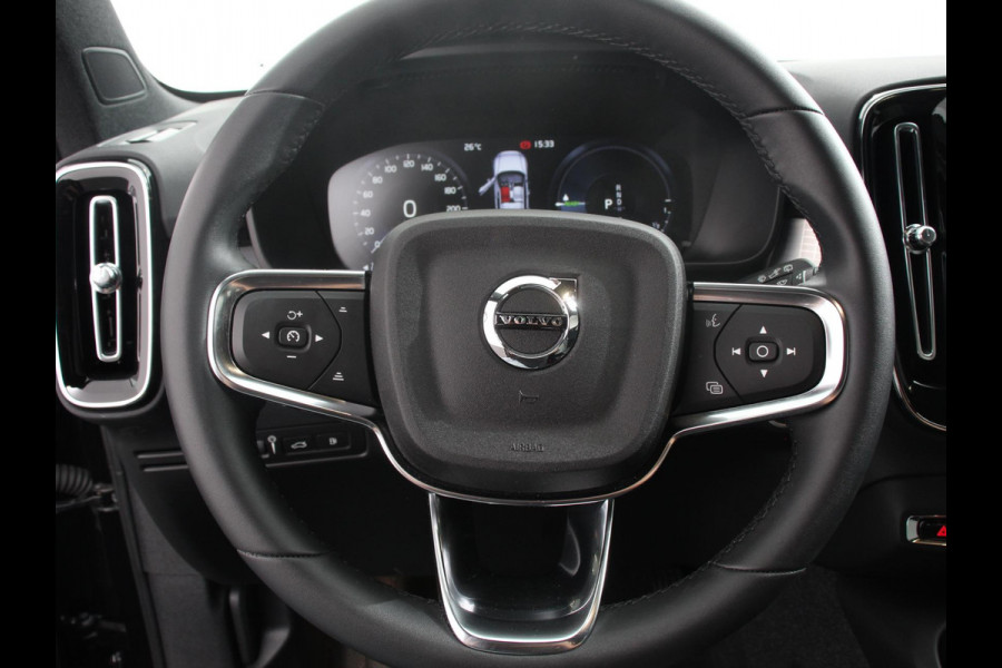 Volvo XC40 1.5 T5 Plug-in hybrid Plus Dark Camera Electrisch bedienbare kofferbak Adaptive Cruise Control Keyless Stoelverwarming Led dab Extra getint glas