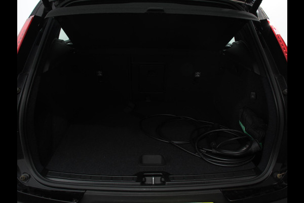 Volvo XC40 1.5 T5 Plug-in hybrid Plus Dark Camera Electrisch bedienbare kofferbak Adaptive Cruise Control Keyless Stoelverwarming Led dab Extra getint glas