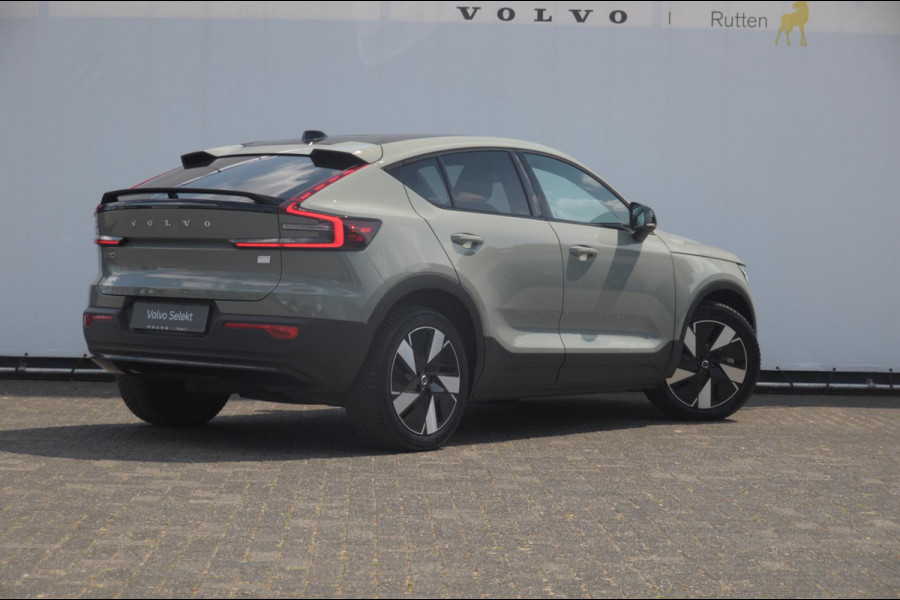 Volvo C40 252PK Automaat Single Ext. Range Plus 82 kWh / Adaptive cruise control  / Pilot assist / BLIS / Stoel en stuur verwarming / Elektrische achterklep / Parkeersensoren met camera / Google infotainment / Panoramadak