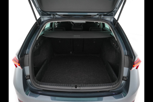 Škoda Octavia Combi 1.0 TSI Business Edition Plus (INCL-BTW) *FULL-LED | NAVI-FULLMAP | HEATED-COMFORTSEATS | DIGI-COCKPIT | CAMERA | KEYLESS | DAB | AMBIENTLIGHT | PRIVACYGLASS | ECC | CARPLAY | PDC | CRUISE | 17''ALU*