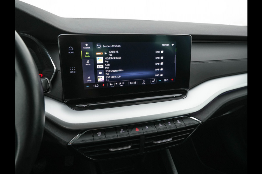 Škoda Octavia Combi 1.0 TSI Business Edition Plus (INCL-BTW) *FULL-LED | NAVI-FULLMAP | HEATED-COMFORTSEATS | DIGI-COCKPIT | CAMERA | KEYLESS | DAB | AMBIENTLIGHT | PRIVACYGLASS | ECC | CARPLAY | PDC | CRUISE | 17''ALU*