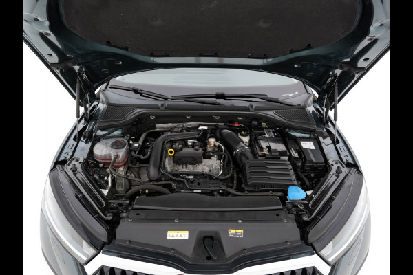 Škoda Octavia Combi 1.0 TSI Business Edition Plus (INCL-BTW) *FULL-LED | NAVI-FULLMAP | HEATED-COMFORTSEATS | DIGI-COCKPIT | CAMERA | KEYLESS | DAB | AMBIENTLIGHT | PRIVACYGLASS | ECC | CARPLAY | PDC | CRUISE | 17''ALU*