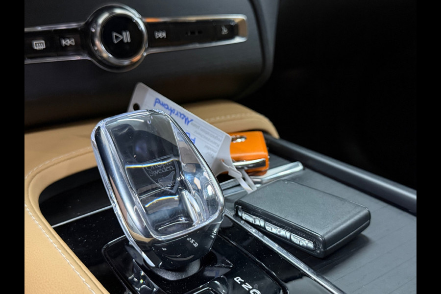 Volvo XC90 2.0 T8 Recharge AWD Ultimate Bright|Full Option|7-pers|Luchtvering|Bowers&Wilkins|Trekhaak|Winterpakket|22Inch|HUD|Pano