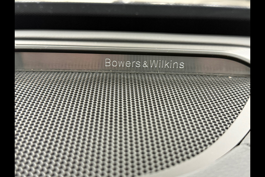 Volvo XC90 2.0 T8 Recharge AWD Ultimate Bright|Full Option|7-pers|Luchtvering|Bowers&Wilkins|Trekhaak|Winterpakket|22Inch|HUD|Pano