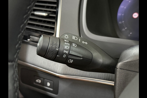 Volvo XC90 2.0 T8 Recharge AWD Ultimate Bright|Full Option|7-pers|Luchtvering|Bowers&Wilkins|Trekhaak|Winterpakket|22Inch|HUD|Pano