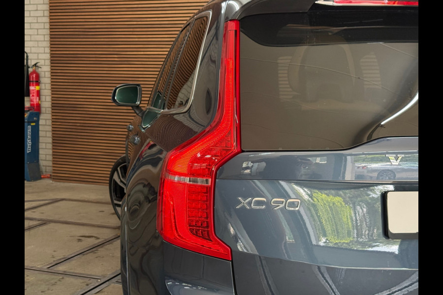 Volvo XC90 2.0 T8 Recharge AWD Ultimate Bright|Full Option|7-pers|Luchtvering|Bowers&Wilkins|Trekhaak|Winterpakket|22Inch|HUD|Pano