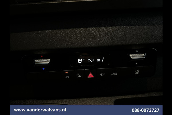 Mercedes-Benz Sprinter 315 CDI 150pk L2H2 Euro6 Airco | Camera | Apple Carplay | Cruisecontrol | Chauffeursstoel | Leder Android Auto, Parkeersensoren, Bijrijdersbank